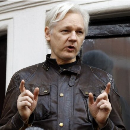 Суд выдал ордер на экстрадицию основателя WikiLeaks Джулиана Ассанжа в США