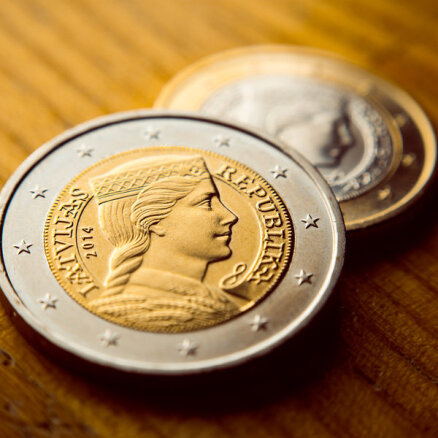 Латвия теряет евро с изображением Милды