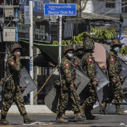 В Мьянме число убитых во время протестов превысило 80 человек