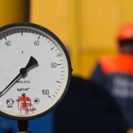 Apturot piegādes virknei Eiropas valstu, 'Gazprom' sācis rūpnieciskos mērogos dedzināt gāzi