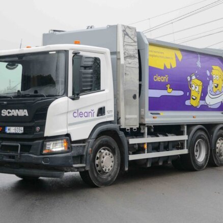'Clean R' par teju 250 000 eiro iegādājies un aprīkojis konteinerus mazgājošu atkritumvedēju