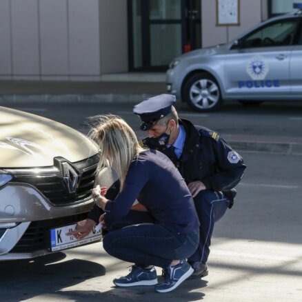 Косово и Сербия уладили спор вокруг автомобильных номеров