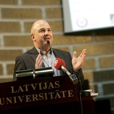 Комиссар по правам человека: латышская элита не хочет интеграции