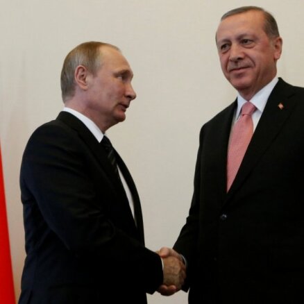 Le Monde: саммит G20 стал триумфом Путина и Эрдогана