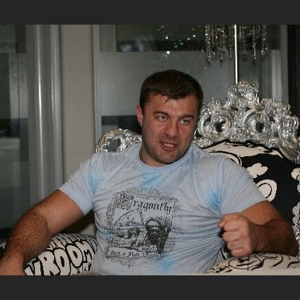 Пореченков пострелял из пулемета в аэропорту Донецка (ВИДЕО)