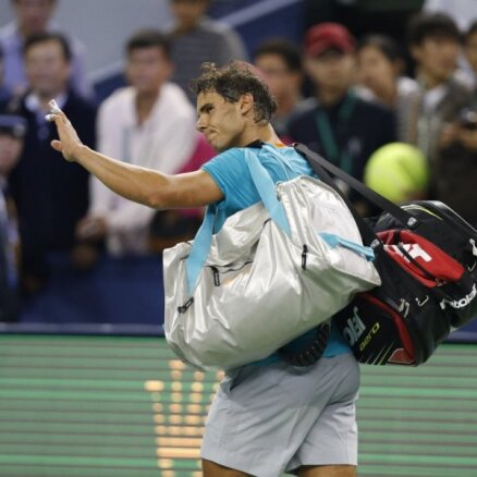 Сенсации Шанхая: вылет элиты тенниса, а Федерер "отскочил"