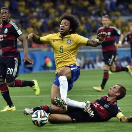 Насмешка ФИФА: в символической сборной — 4 бразильца и 0 голландцев