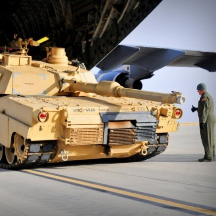 Austrumeiropā izvietos ASV tankus un bruņutransportierus; Latvijā gaidāmi 'M1 Abrams'