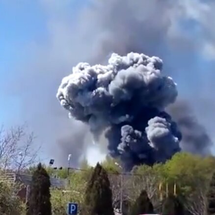 Kramatorskas lidostas apšaudes laikā uzsprādzis helikopters