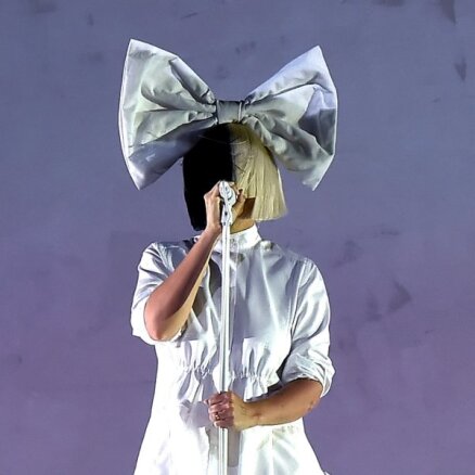 Sliktāko filmu parādē visvairāk balvu saņēmusi dziedātāja Sia un 'Music'