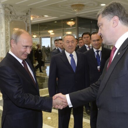 Путин: есть договоренность с Порошенко о мирном разрешении конфликта