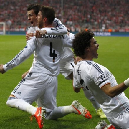 Madrides 'Real' atkal atzīta par vērtīgāko sporta komandu pasaulē 'Forbes' vērtējumā