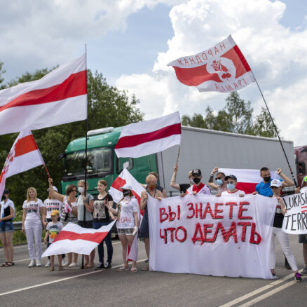 В Беларуси хотят лишать гражданства политических эмигрантов