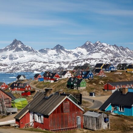 Dānijas politiķi Trampa interesi par Grenlandes pirkšanu uztver kā joku