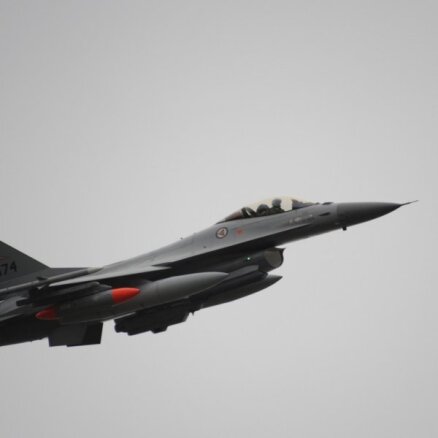 На вылете по тревоге в Латвию истребители НАТО преодолели звуковой барьер
