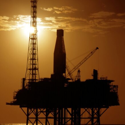 Naftas cena sasniegusi augstāko līmeni kopš 2014. gada