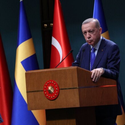 Zviedrija negrasās izpildīt visas Turcijas prasības dalībai NATO