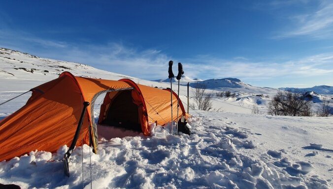 Pieredzējušas polāro ekspedīciju gides ieteikumi, gatavojoties ziemas pārgājienam ar teltīm