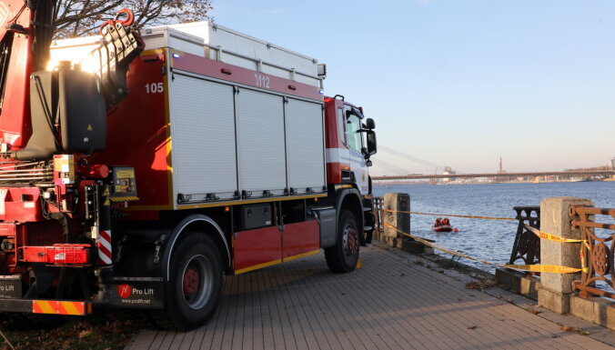 Ceturtdien ugunsgrēkos Rīgā un Daugavpilī cietuši divi cilvēki