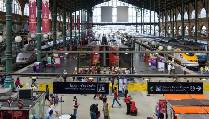 Streiki Francijā ietekmē 'Eurostar' vilcienu satiksmi – atcelti vairāk nekā 30 reisi