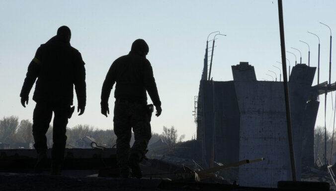 Okupanti Donbasā dislocējuši desantnieku vienības, ziņo britu izlūki