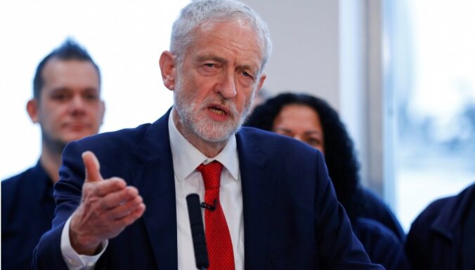 Лидер лейбористов критикует договоренность Лондона и Брюсселя по "Брекзиту"