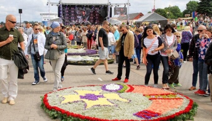 Ar koncertiem, šoviem un dizaina tirdziņu uz pilsētas svētkiem aicina Ventspils