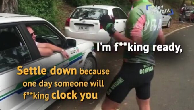 Video: Austrālijā vegāns - riteņbraucējs uz kautiņu izaicina BMW autovadītāju