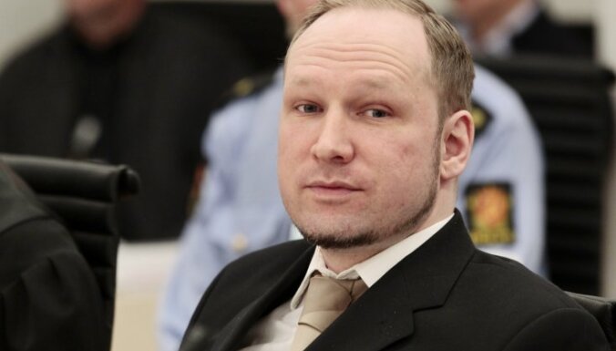 Брейвик подал документы в университет
