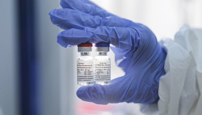 Боррель ожидает регистрации в ЕС вакцины "Спутник V"