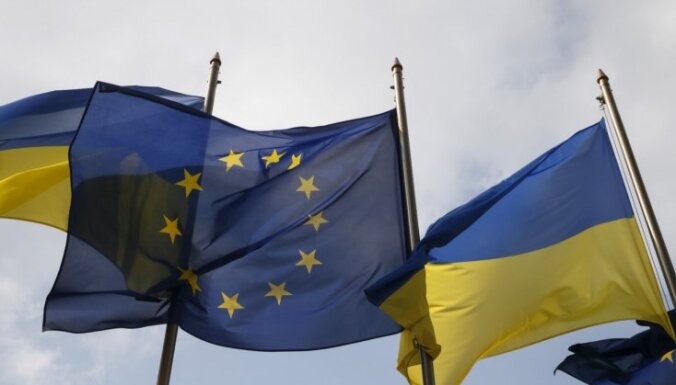 ES iesaka atstāt Ukrainu saviem diplomātiem, kuri nepilda ļoti svarīgus pienākumus