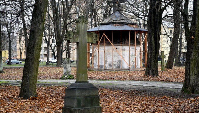 Vērmaņu dzimtas kapavietu atjaunošanai līdz ar izmaksu pieaugumu nepieciešami papildu 105 000 eiro