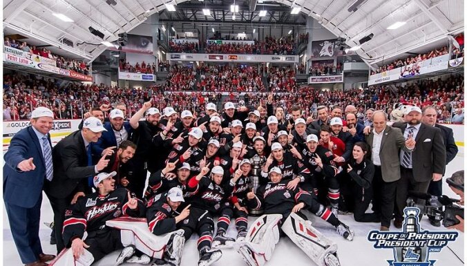 Huskies win first-ever President Cup title