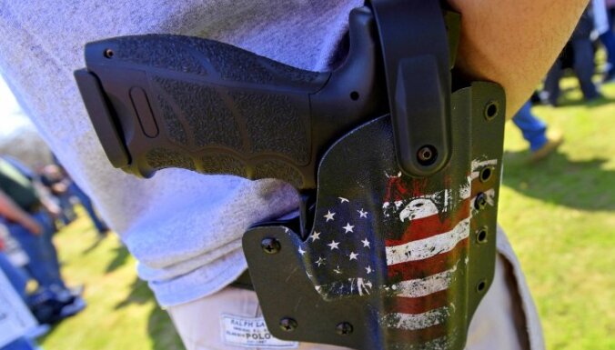 В США Палата представителей намерена ужесточить законы об оружии