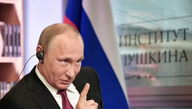Путин в интервью Стоуну рассказал о политике США, Хрущеве, Саакашвили и геях