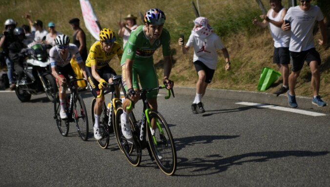 Skujiņam 48.vieta 'Tour de France' posmā; Vingegords tuvojas uzvarai kopvērtējumā