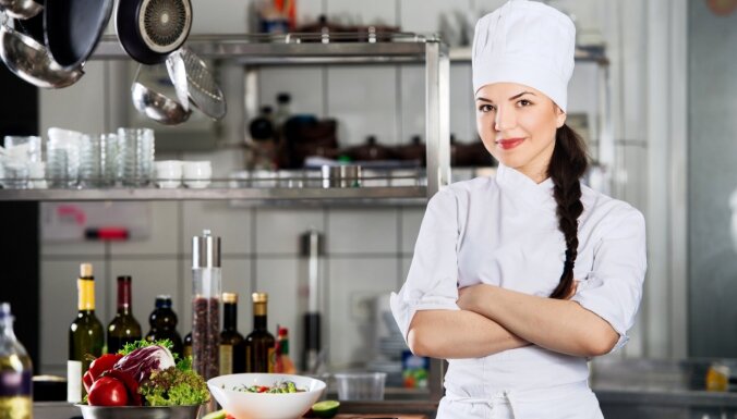 Jā, sievietes vieta IR virtuvē! 12 pasaulslavenas šefpavāres