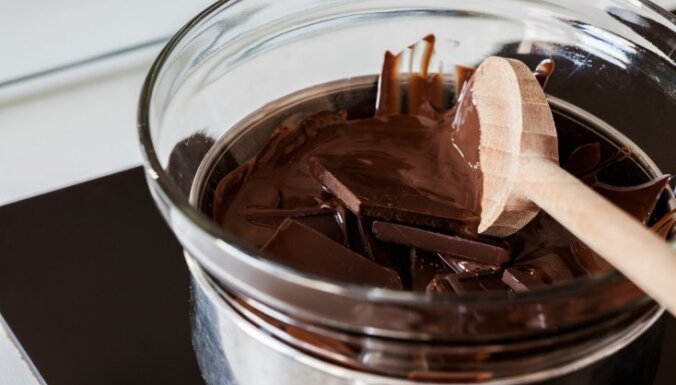 Konditorejas pamati: kā pareizi izkausēt šokolādi
