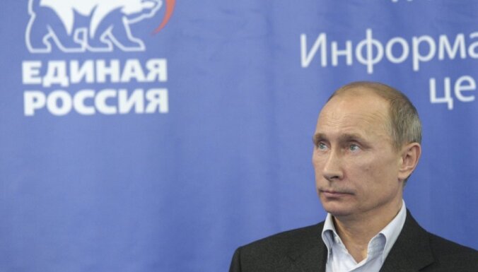 Putins: vairākums parlamentā ļaus mierīgi strādāt