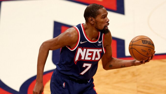 'Nets' un Duranta sāga: kluba īpašnieks izsaka uzticību trenerim un ģenerālmenedžerim