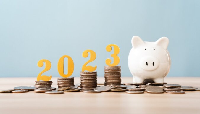 Жители в 2023 году чаще намерены создавать накопления на подушку безопасности и поиском дополнительный доход