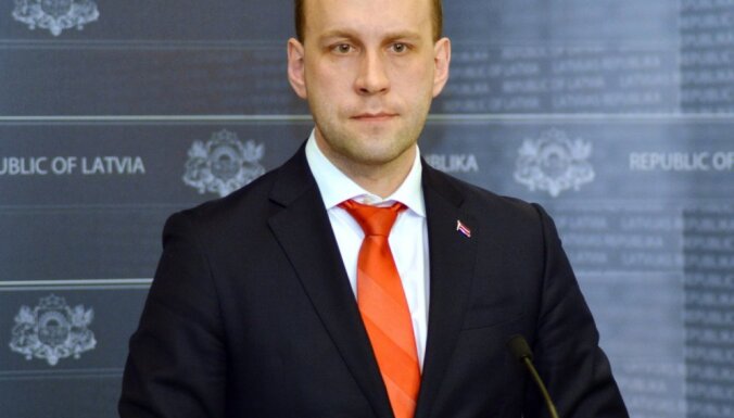 План реформы от Госканцелярии: в Латвии могут уволить каждого десятого чиновника