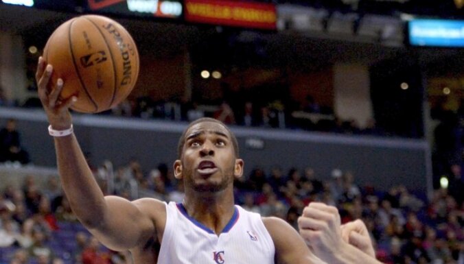Favorīti NBA 'play-off' otro kārtu sāk ar zaudējumiem