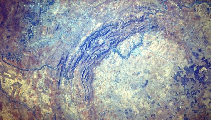 'Dinozauru slepkava' nebija lielākais asteroīds, kas ietriecies Zemē