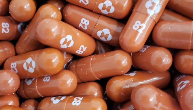 EMA проведет ускоренную проверку таблеток от Covid-19