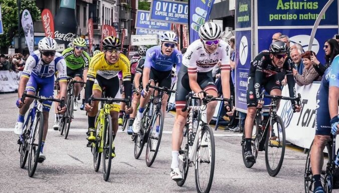 Neilands valsts svētkos izcīna trešo vietu 'Vuelta Asturias' tūres otrajā posmā