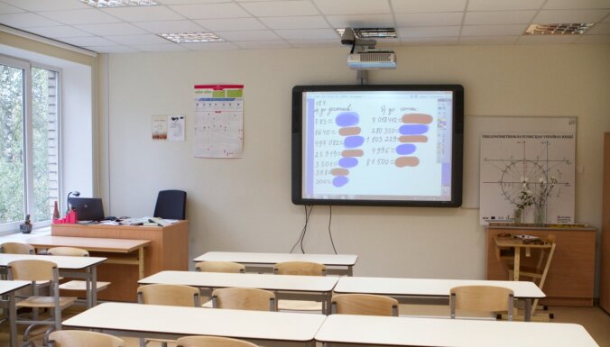 Vecāki savas atvases 1. klasei Rīgas skolās varēs pieteikt elektroniski