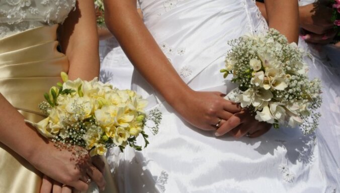 Лиепая: русская невеста лишилась чувств из-за госязыка