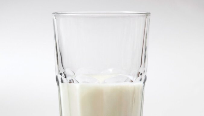 Ājurvēda par pienu: treknums ir vērtība. Kādu izvēlēties, ar ko sader?