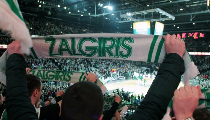 'Žalgiris' basketbolisti nonāk vienas uzvaras attālumā no Lietuvas čempionu titula